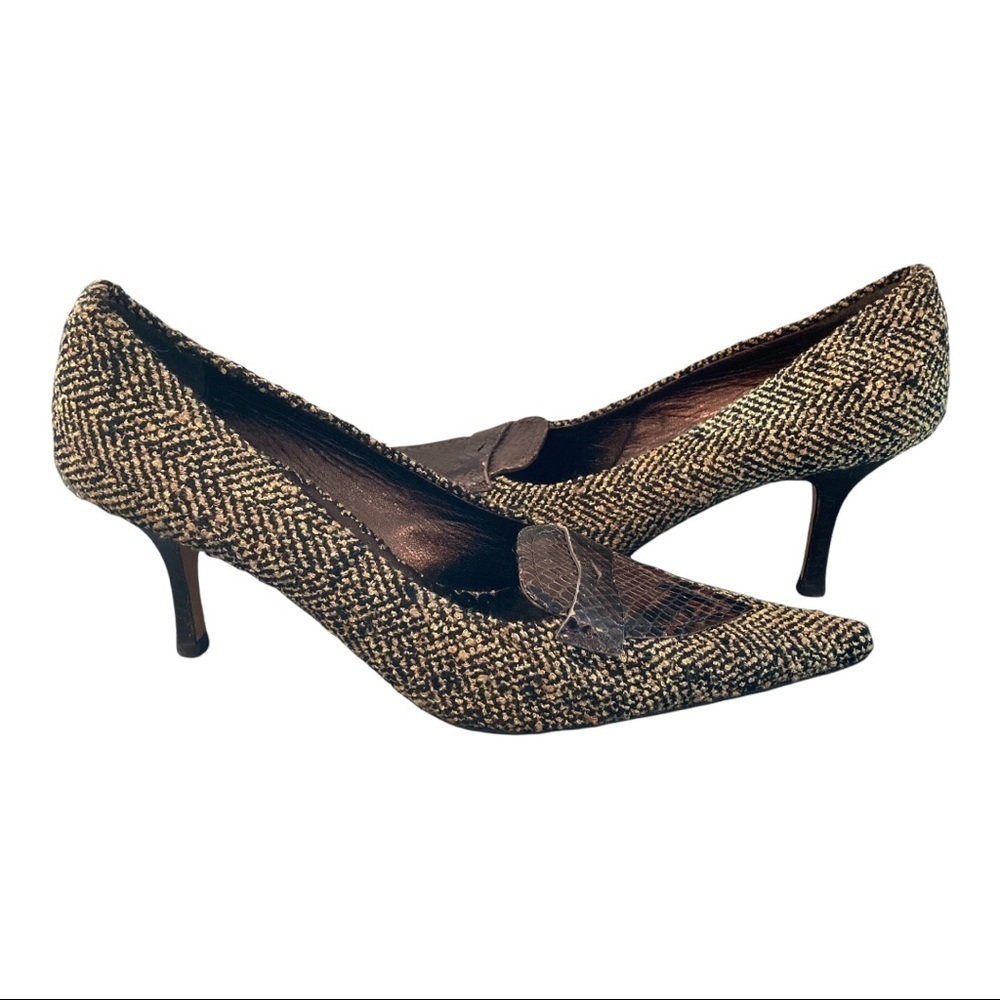 Bellofatto sz 8 tweed and snakeprint leather pointy toe heels